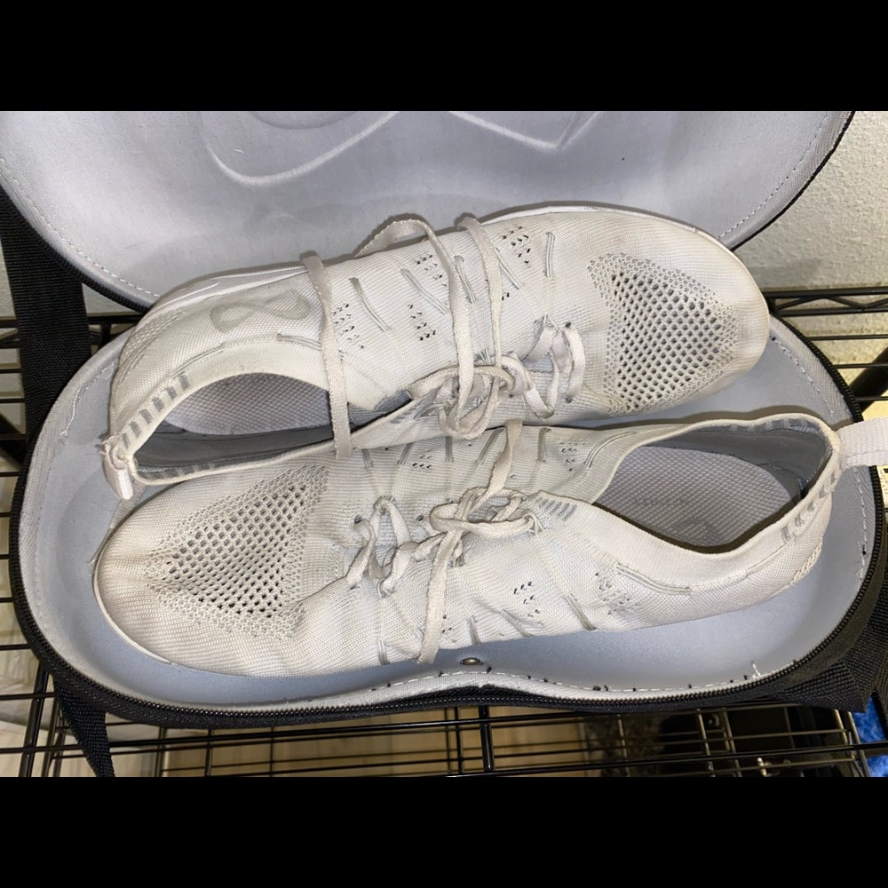 Nfinity Flyte cheer shoes